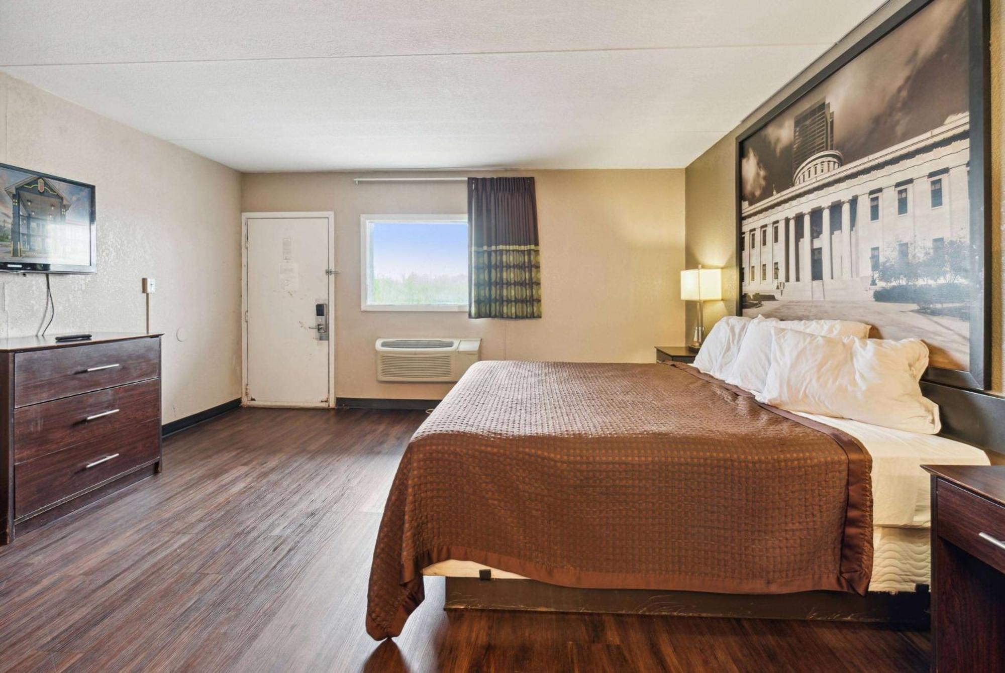 Hotel Super 8 By Wyndham Millbury/Toledo Exteriér fotografie